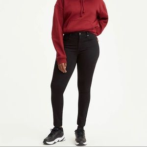 Levi’s 721 Skinny Jeans
